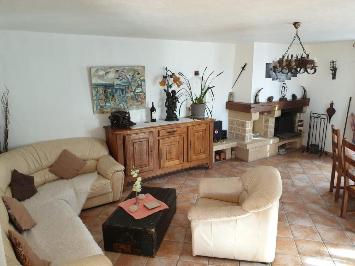 Villa Paradise *